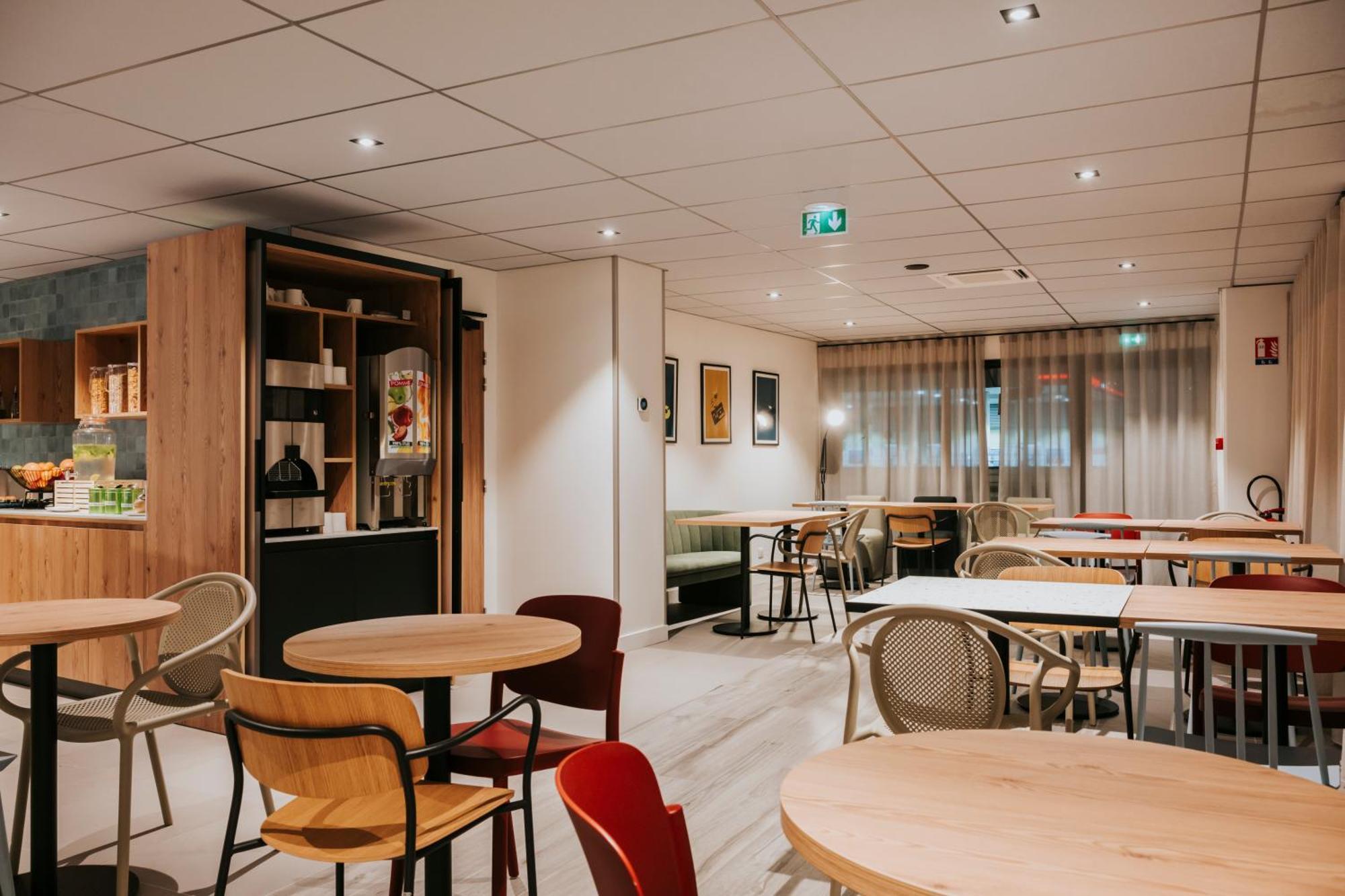 Ibis Rouen Centre Rive Droite Pasteur Hotel Exterior photo